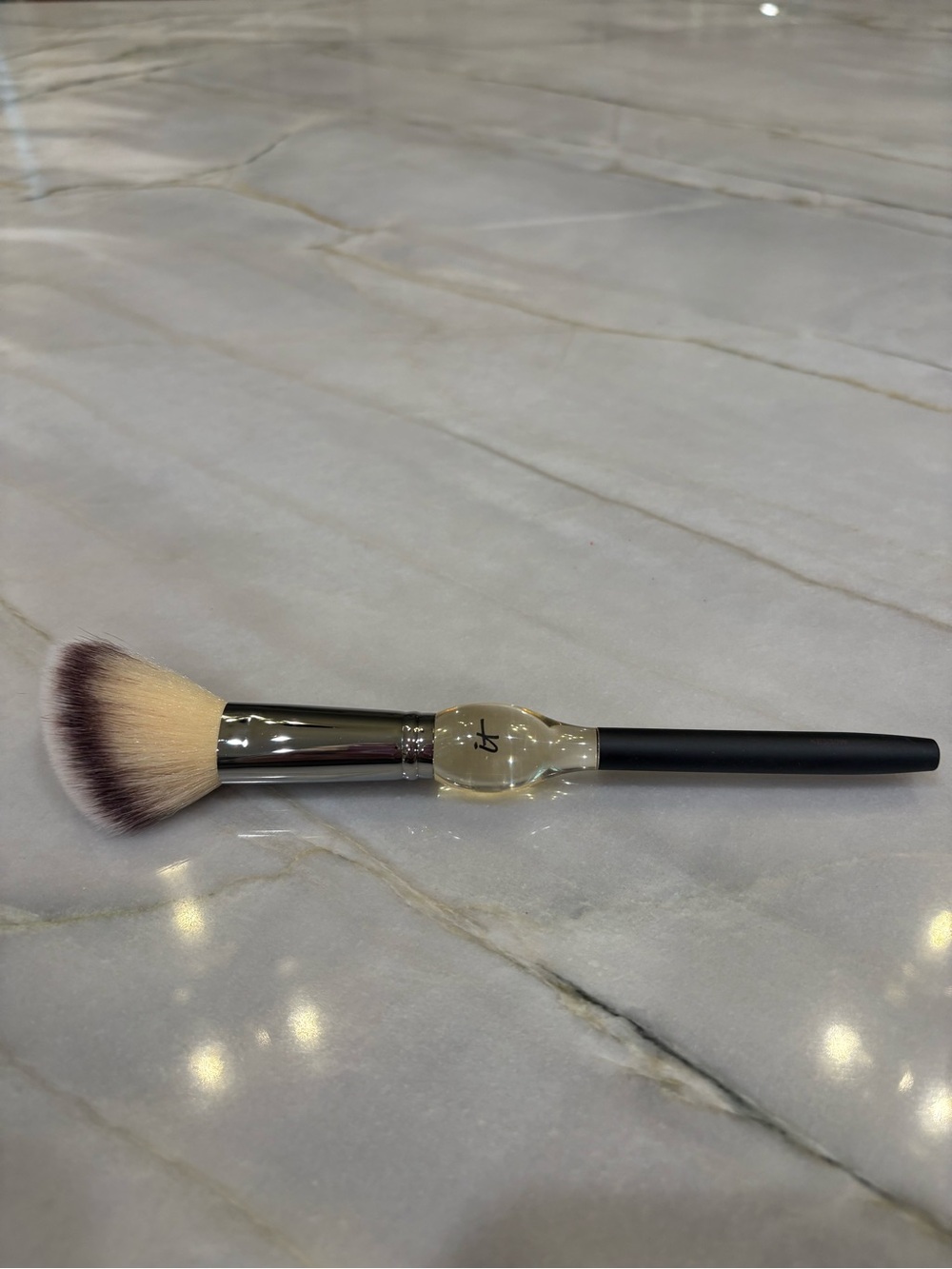 It Cosmetics Heavenly Luxe French Boutique Blush Brush